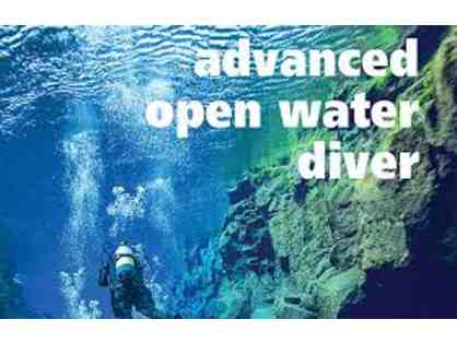 SCUBA CLASS: 